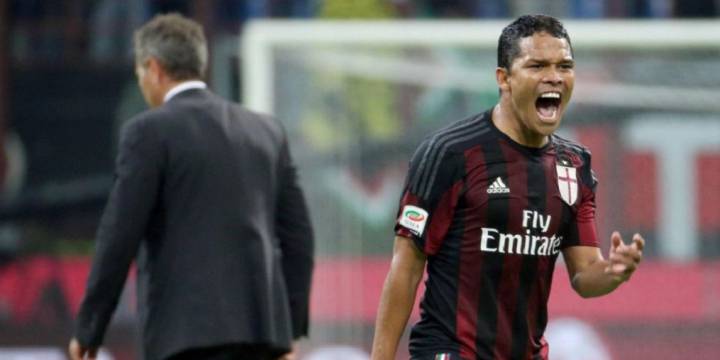 Arsenal, otro pretendiente del colombiano Carlos Bacca
