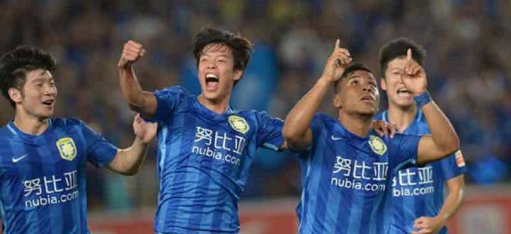 Roger Martínez marcó dos goles en el triunfo de su equipo Jiangsu Suning ante Hebei en su primer juego en la Liga de China. El colombiano fue titular y jugó 60 minutos.