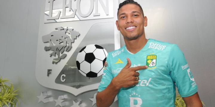 Alexander Mejía, exvolante de Atlético Nacional, fue presentando como nuevo refuerzo del Club León de México, luego de ser campeón de la Copa Libertadores