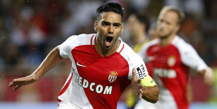 Falcao ilusiona a Colombia con el gol. El delantero colombiano salió con molestias finalizando el primer tiempo