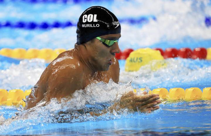 Murillo clasifica a semifinal de natación en 100m pecho