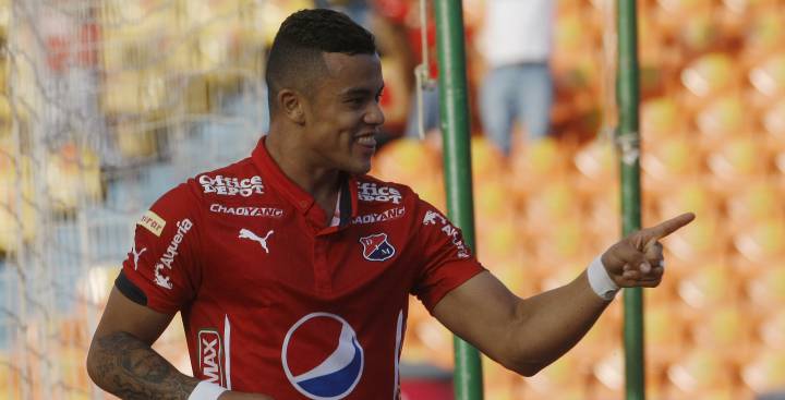 El DIM golea a Patriotas y es nuevo líder de la Liga Águila
