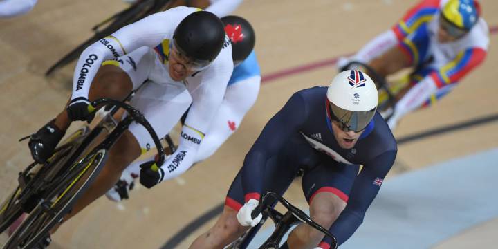 Fabián Puerta en la prueba del keirin de ciclismo de pista en Rio 2016
