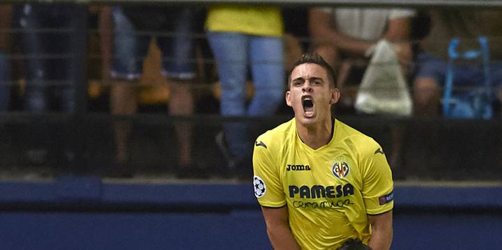 Rafael Santos Borré debuta con Villarreal en Champions League y pone pasegol en la derrota 1-2 contra el Mónaco, por la ida de los playoffs