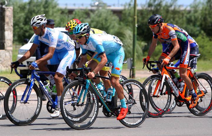 Miguel Ángel López le dice adiós a la Vuelta España