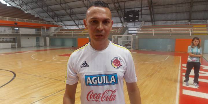 Osmar Fonnegra, director técnico de la Selección Colombia de Futsal, habla antes del debut de este sábado 10 de septiembre contra Portugal