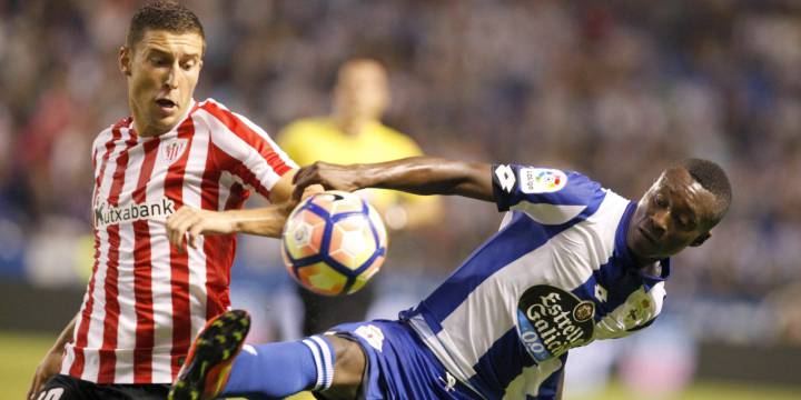 Marlos Moreno debuta oficialmente con el Deportivo La Coruña, que pierde en casa 1-0 contra el Athletic Bilbao