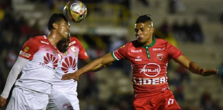 Patriotas vs. Santa Fe en directo desde el estadio La Independencia de Tunja, por la fecha 11 de la Liga Águila 2016 - II