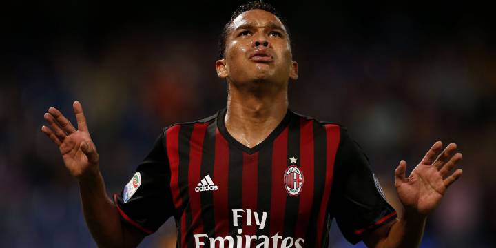 Carlos Bacca le responde a Vincenzo Montella, técnico del Milan, con goles: "Yo hablo en la cancha y respeto su decisión"