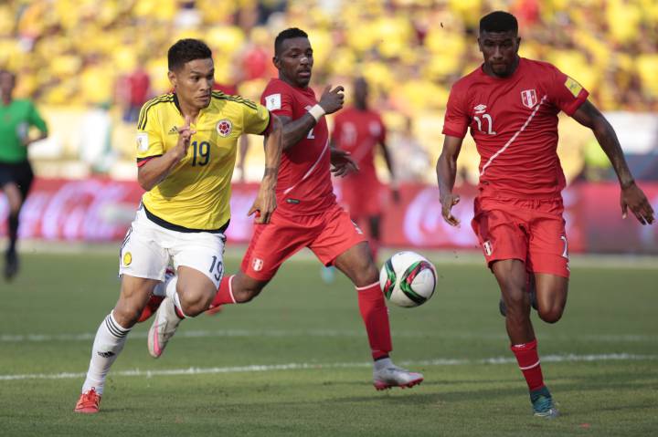 Teo, Roger y Dayro, alternativas que buscan cupo en Selección