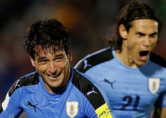 Vecino reemplazaría a Lodeiro en Uruguay ante Colombia