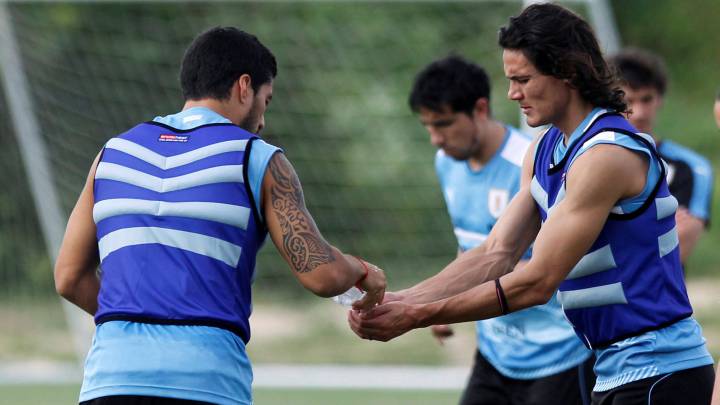 Colombia y su defensa, a frenar a Suárez y Cavani