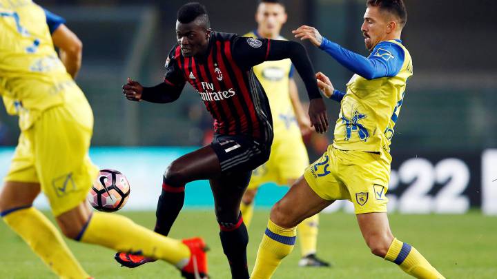 Sigue el Chievo Verona vs Milna en vivo olina, fecha 8 de la Serie A 2016/2017, hoy, domingo, 16/10/2016 a las 13:45h