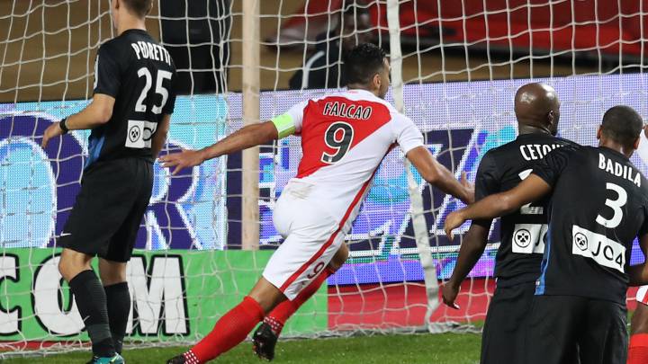 Mónaco goleó 6-0 al Nancy en el estadio Luis II, por la fecha 12 de la Ligue 1, con doblete en el primer tiempo de Falcao García, que sigue dulce con el gol. El equipo de Jardim sigue segundo