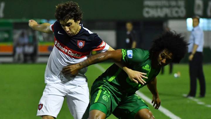 Chapecoense avanza a la final y espera por Nacional o Cerro