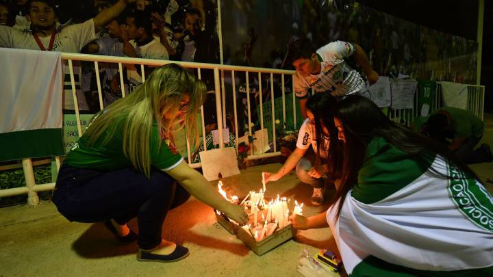 Chapecoense en el mundo: el planeta se viste de verde y se declara hincha del club brasileño, luego de la tragedia aérea de este lunes 28 de noviembre de 2016 antes de la Copa Suamericana