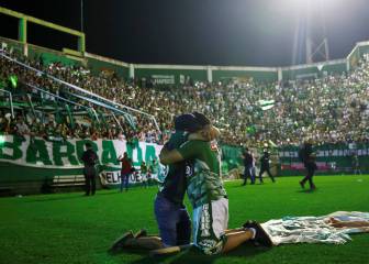 Futbolistas lideran inolvidable homenaje en el Arena Condá
