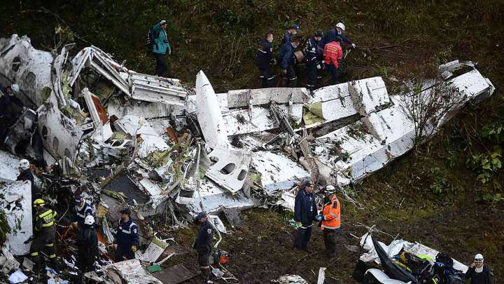 La Dirección General de Aeronáutica Civil de Bolivia suspendió el certificado de explotador de servicios aéreos de la aerolínea Lamia.