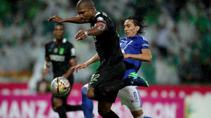 Nacional venció 3-0 a Millonarios en el estadio Atanasio Girardot con goles de Guerra, Díaz y Nieto, y se clasificó a la semifinal de la Liga Águila. Santa Fe será su rival.