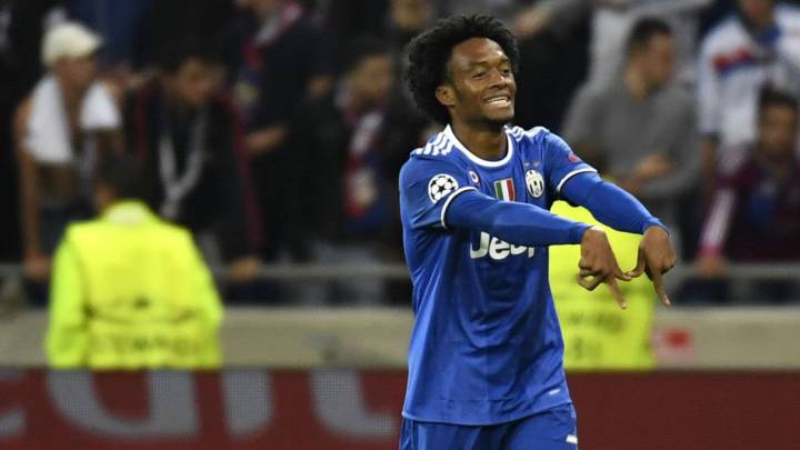 Juan Guillermo Cuadrado lleva un gol en la temporada ante el Lyon por UEFA Champions League