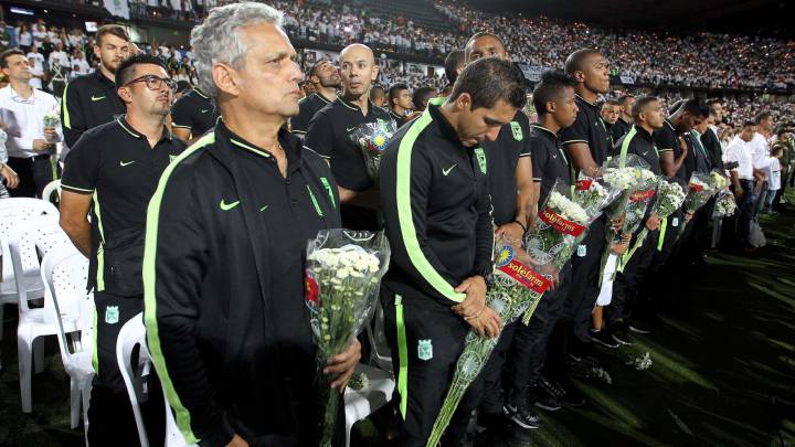 Reinaldo Rueda, técnico de Nacional, sobre Chapecoense campeón de la Copa Sudamericana 2016: Es lo mejor para el fútbol mundial", dijo el técnico sobre la decisión de la Conmebol