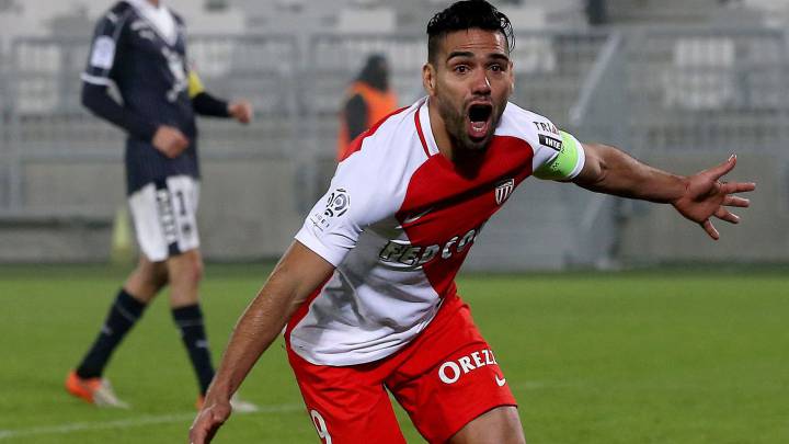 Falcao marcó triplete ante el Bordeaux en Ligue 1