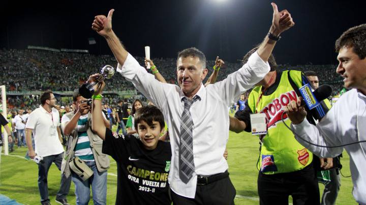 Técnicos colombianos con más títulos en toda la historia Top-7: Gabriel Ochoa Uribe, Jorge Luis Pinto, Juan Carlos Osorio, El Chiqui García, Maturana, Reinaldo Rueda y Jaime de la Pava