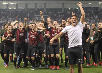 Carlos Bacca cierra un año complicado con titulo italiano