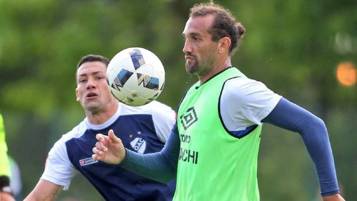Hernán Barcos, delantero argentino pretendido por Nacional