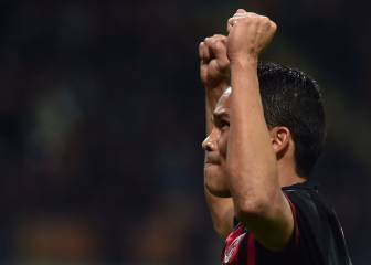 Bacca complementa su perfil de goleador con el de guerrero