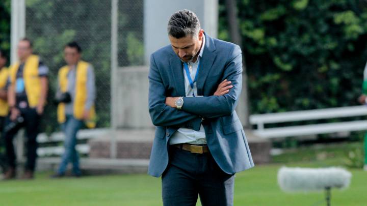 En un comunicado, el equipo dio a conocer la decisión que se dio de común acuerdo entre el entrenador y la junta directiva.