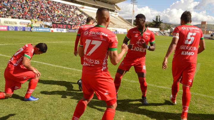 Patriotas vence al Tolima y entra de nuevo en los ocho.