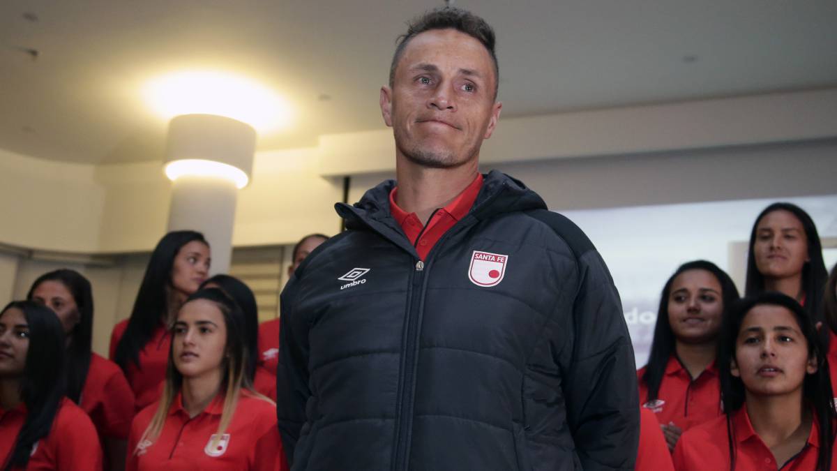 Germán Morales deja la dirección técnica del equipo femenino de Santa Fe