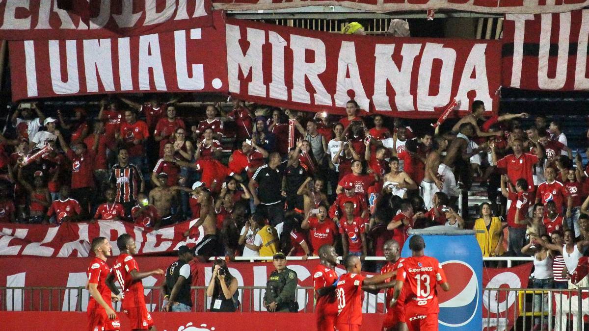 Cortuluá pide solidaridad ante la intimidación de la barra Barón Rojo Sur, del América, por la realización del partido ante Nacional en el Pascual Guerrero