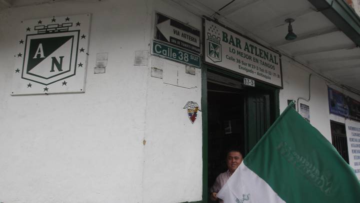 El bar Atlenal es el santuario ubicado en Envigado, Antioquia, que ha venerado a Nacional, que este domingo 30 de abril cumplirá 70 años de fundación.