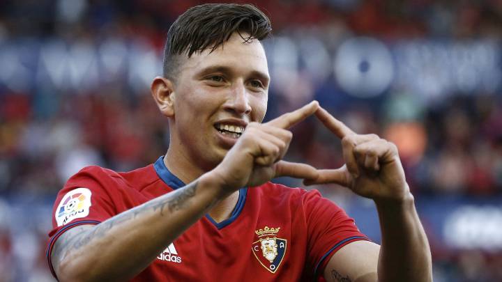 Adrián Ramos y Jhon Steven Mondragón marcaron goles colombianos en la victoria 2-1 de Osasuna sobre Granada este sábado 13 de mayo por la fecha 37 de LaLiga