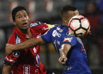 DIM cae con Emelec y definirá su cupo en Argentina