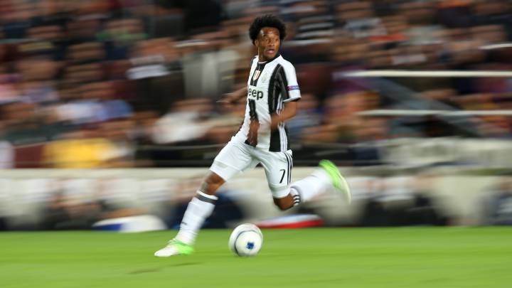 Allegri quiere a Douglas Costa, ¿Competencia para Cuadrado?