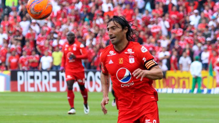 Ernesto Farías, delantero del América