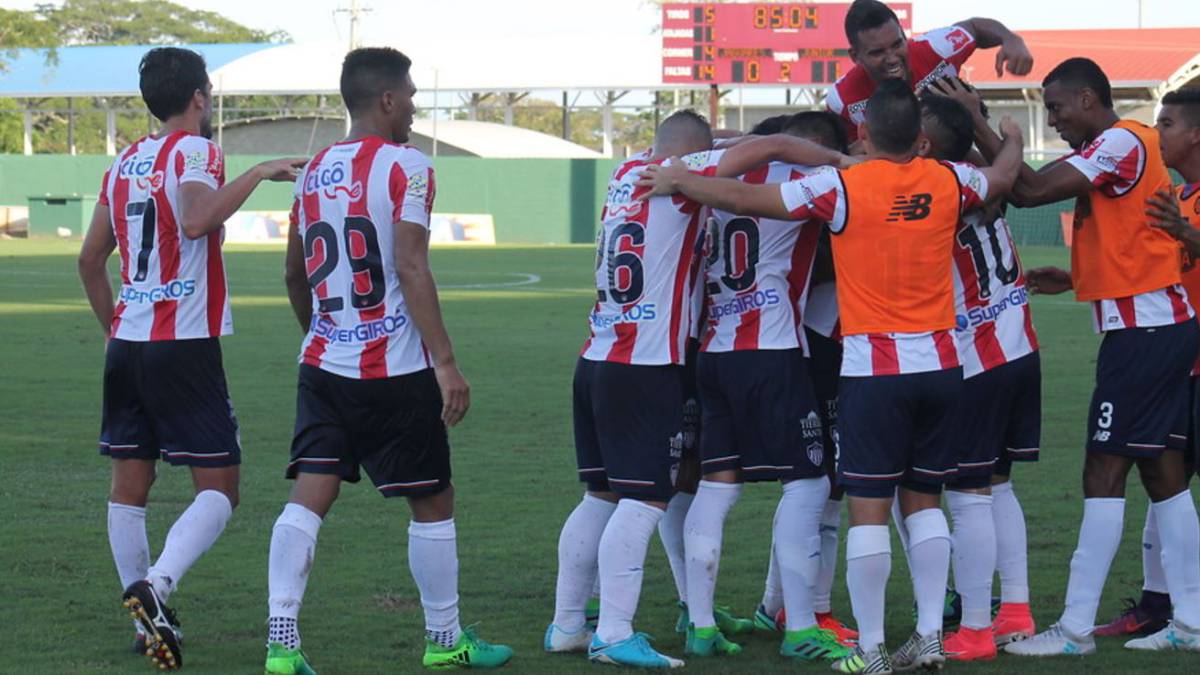 Sebastián Viera le ataja penal a Jaguares, perdió 1-0 con gol de Rafael Pérez en el estadio Jaraguay de Montería, por la segunda fecha de la Liga Águila II