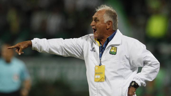 Pecoso Castro renuncia al Atlético Bucaramanga