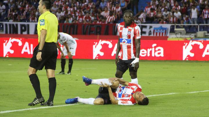 Teo sufre esguince de tobillo con distensión ligamentaria