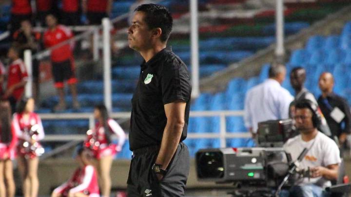Héctor Cárdenas venció al América, en Copa y Liga.