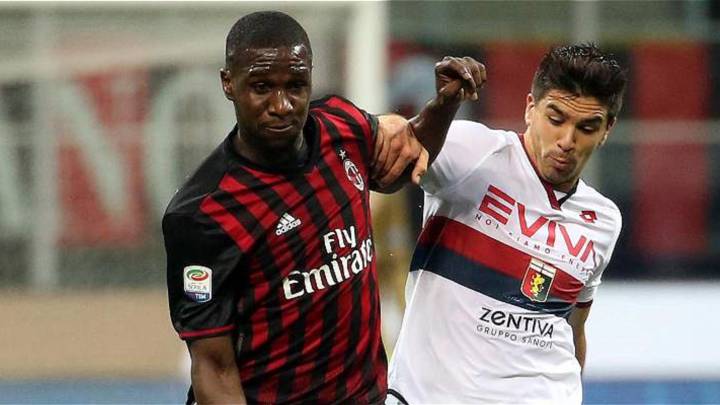 Zapata regresa a la titular del Milan tras 28 días de ausencia