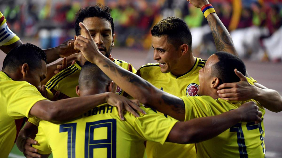 Colombia celebra uno de los goles marcados ante China.