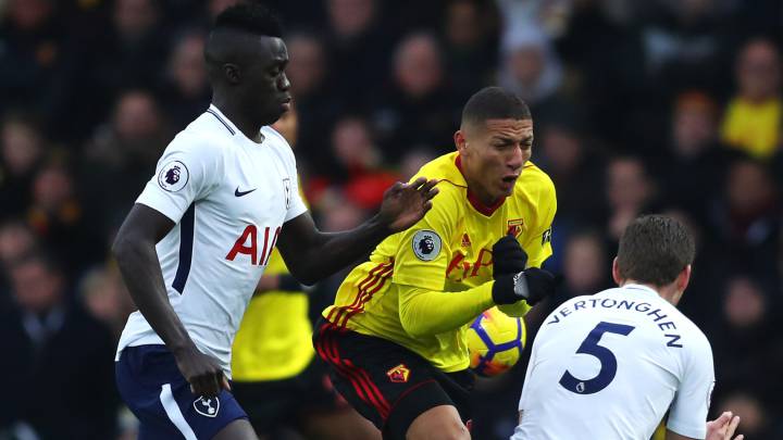 Davinson Sánchez fue expulsado en el segundo tiempo ante el Watford en Premier League