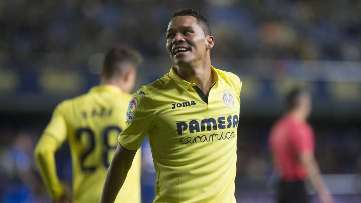 Carlos Bacca salió lesionado por unos calambres ante el Leganés.