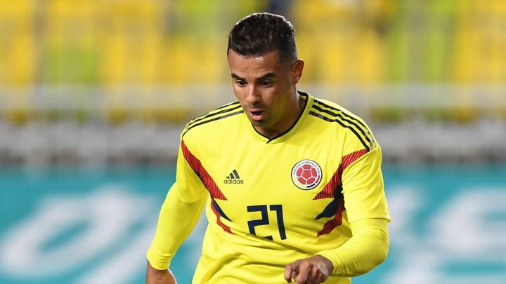 Edwin Cardona recibe cinco fechas de sanción por la FIFA tras el gesto que tuvo en el amistoso ante Corea del Sur