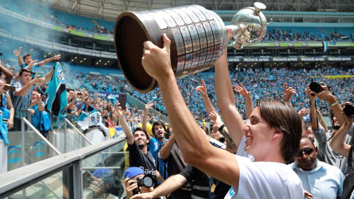 Sorteo Copa Libertadores 2018. El actual campeón Gremio encabeza el bombo 1 y al mismo tiempo el grupo 1