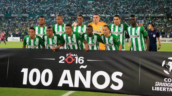 El equipo verde que se coronó campeón de la Copa Libertadores. Del equipo titular tan solo hay tres sobrevivientes, de llegarse a dar la salida de Armani
